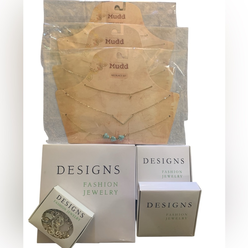 Mudd Necklace and Designs Jewelry resales fashion jewelry bundle.